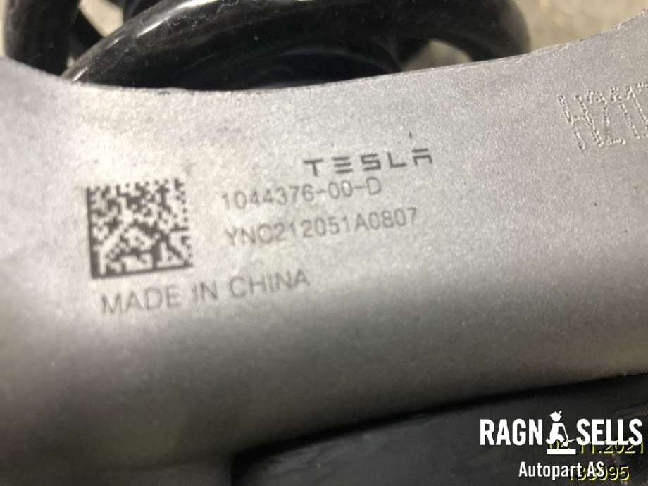 Støtdemper foran til Tesla Model 3 2018-2023 (Fase 1)  (104436800F)