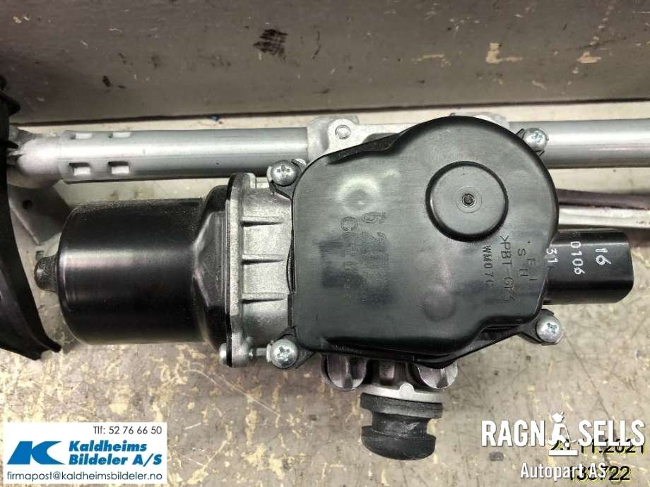 Viskermotor frontrute til Mazda CX-3 2015-2022  (DB2W-67-340|)