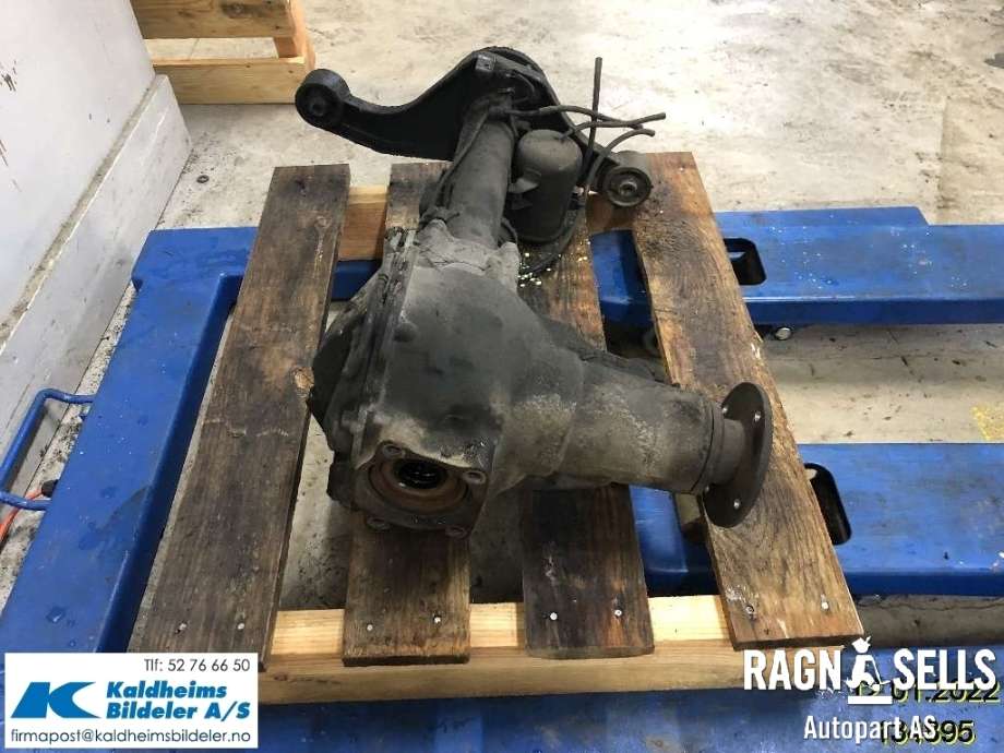 Kardang til Mitsubishi Pajero 2007-2016 (Type IV, Fase 1)  (MR548646)