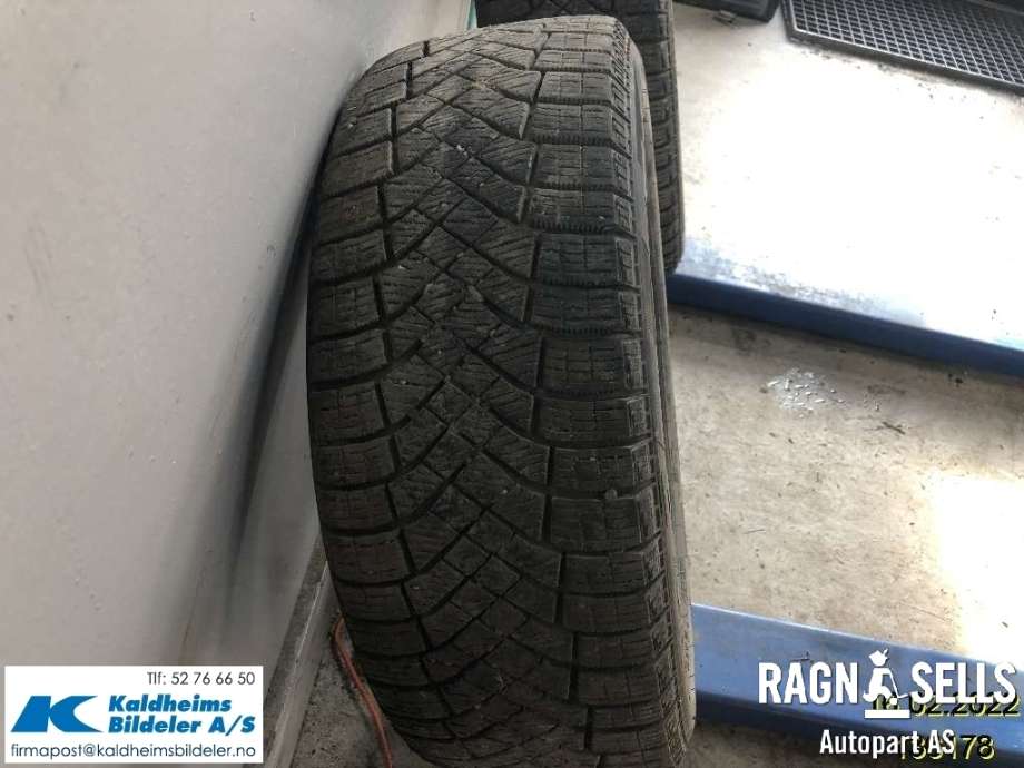 Dekk vinter piggfri til Honda e 2020-->> (PIRELLI|205/50-17|)