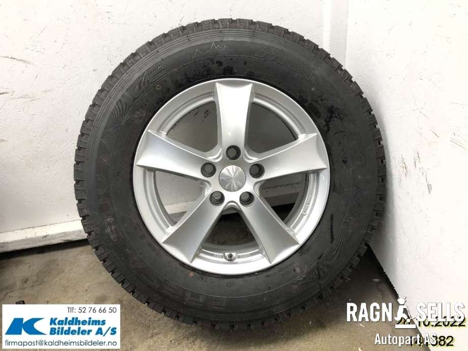 Hjulsett aluminium vinter til Mitsubishi Outlander 2015-->> (Type III, Fase 2)  (5X114|3 ET38 67|1|225/70-16|MAXXIS)