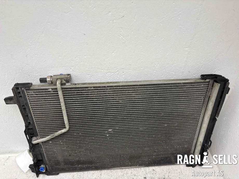 Aircondition radiator til Mercedes C-Klasse 2011-2014 (Fase 2) (W204) (W204) (A 204 500 02 54|A 204 500 06 54)