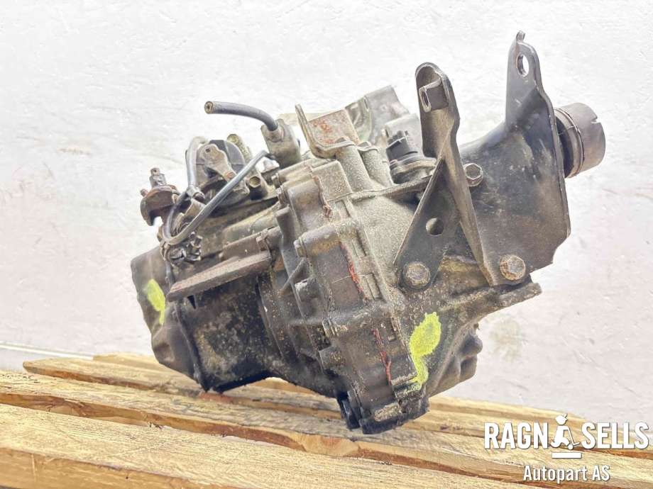 Girkasse manuell til Toyota Avensis 2000-2003 (Type I, Fase 2)  (303002B860|)