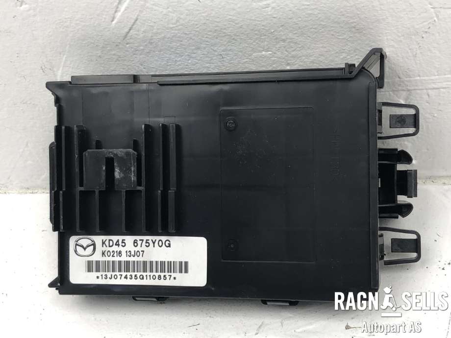 Styreenhet comfort (BCM) til Mazda 6 2013-2015 (Type III, Fase 1) (KD45-67-5Y0G|)