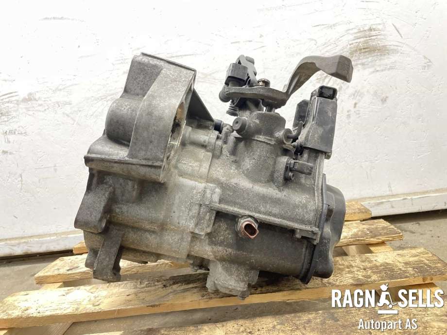 Girkasse manuell til VW Polo 2009-2014 (Type V, Fase 1)  (02T 300 020 S|02T 300 020 SX|MGZ)