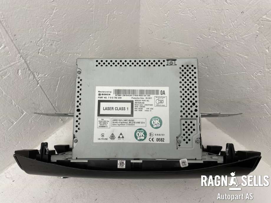 Bilstereo navigasjon til Nissan Navara 2016-->> (D23) (D23) (BOSCH|7513750209|259154KJ0A|)