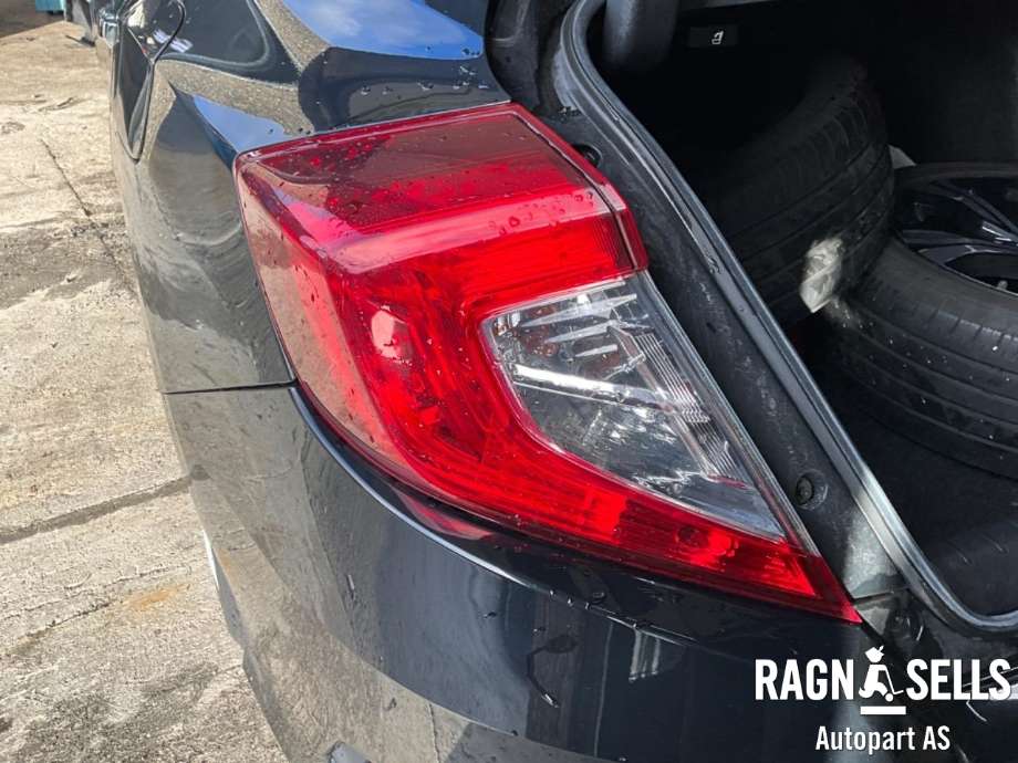 Baklykt venstre ytre til Honda Civic 2017-->> (Type X) (H-GH30D|)
