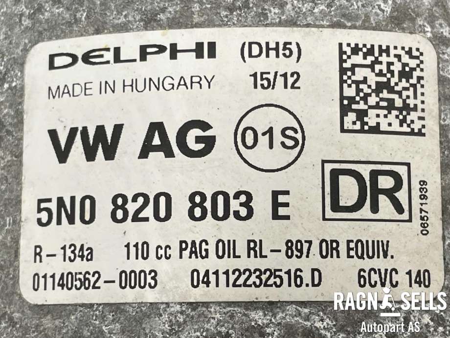 Aircondition kompressor til Škoda Octavia 2009-2013 (Type II, Fase 2)  (DELPHI|5N0 820 803 H|5N0820803E|5Q0820803A|5Q0820803E|5Q0820803F|5Q0820803G|5Q0820803K|5Q0820803L|5Q0820803M|1K0820808AX|1K0820859H|1K0820859J|1K0820859N|1K0820859P|1K0820859TX|5K0820803|5K0820803A|5K0820803CX|5K0820803EX|5K0820803HX|5N0820803|5Q0820803)