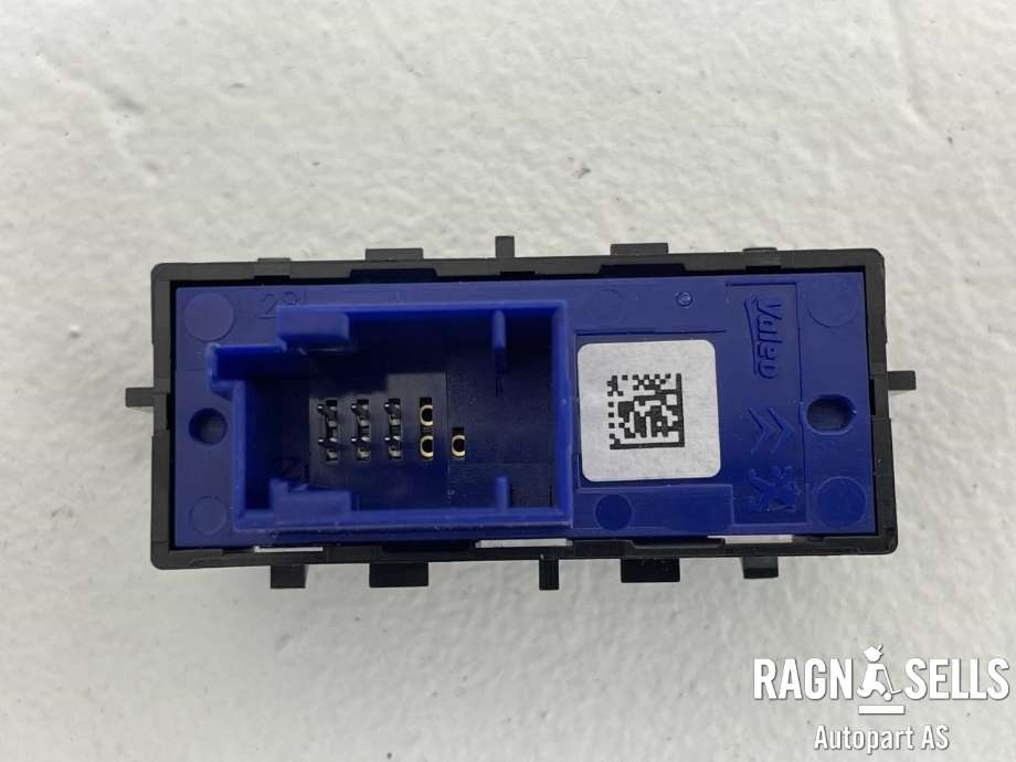 Bryter (ESP - Electronic Stability Program) til Peugeot 308 2013-2021 (Type II)  (98033305ZD|)