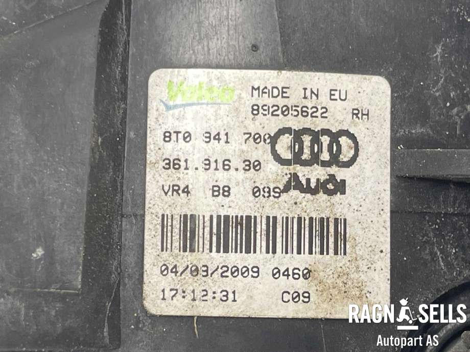 Tåkelykt høyre foran til Audi A4 2007-2014 (Type IV) (B8) (B8) (VALEO|8T0941700|36191630|89205622|8T0 941 700|)