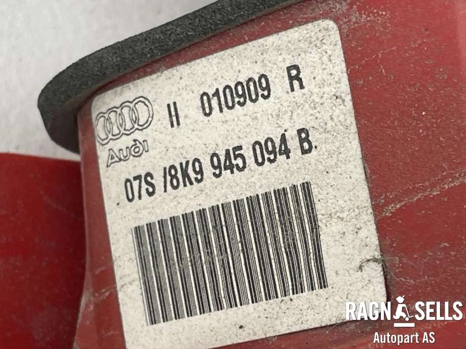 Baklykt høyre indre til Audi A4 2007-2014 (Type IV) (B8) (B8) (8K9 945 094 B|)