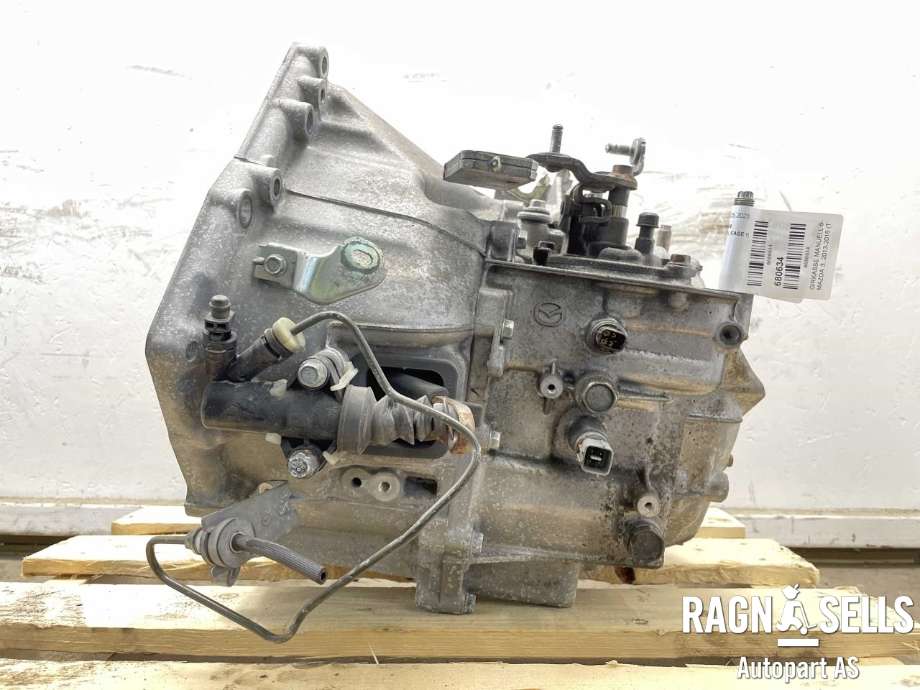 Girkasse manuell 6-trinn til Mazda 3 2013-2016 (Type III, Fase 1)  (D604-03-000)