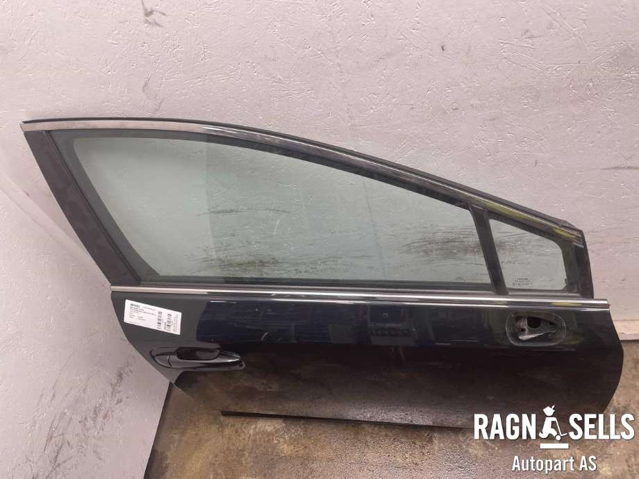 Dør høyre foran til Toyota Avensis 2009-2015 (Type III, Fase 1)  (67001-05070|)
