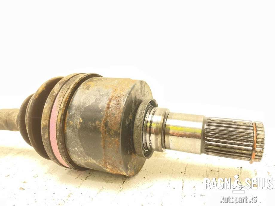 Drivaksel venstre foran, diesel/manuell til Mazda 3 2013-2016 (Type III, Fase 1)  (GDC5-25-60X|)