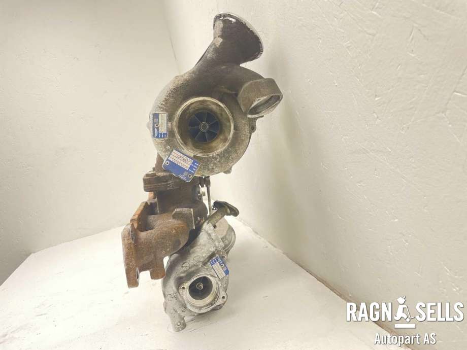 Turbo til Volvo XC70 2008-2013 (Type II, Fase 1)  (36002640|36002664|36012552|36010146|36010145|31219581|31219582|31293086|31431130|36002757|50553097)