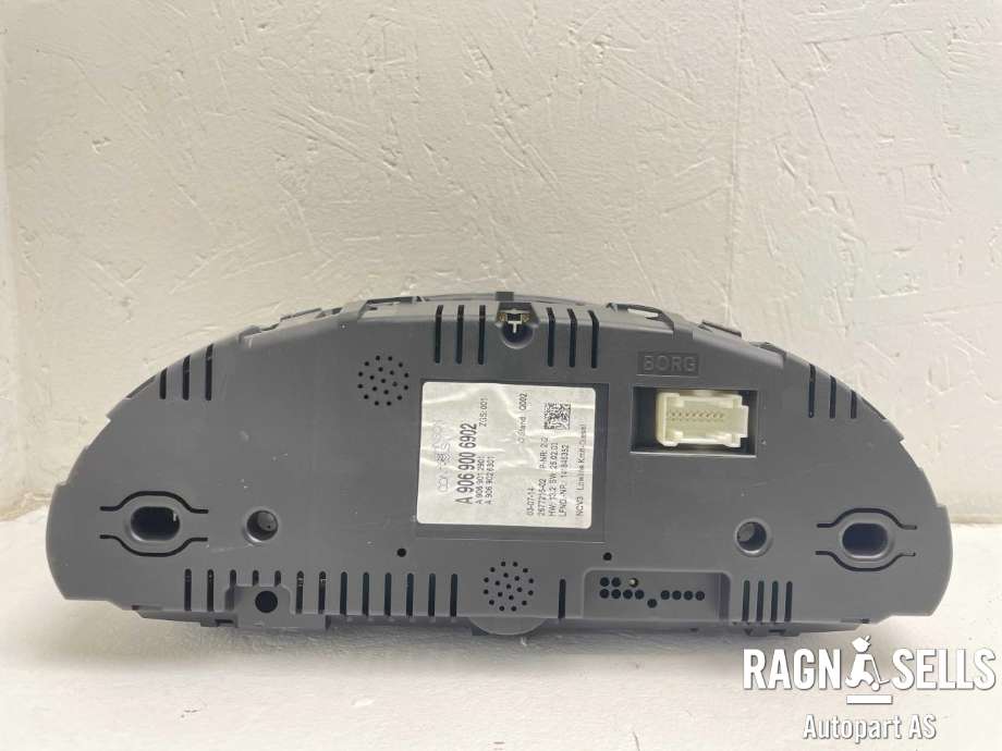 Speedometer til Mercedes Sprinter 2013-2018 (Fase 2) (906) (906) (A9069006902|A 906 900 69 02|A9069012901|A9069026301|267721502|141845352)