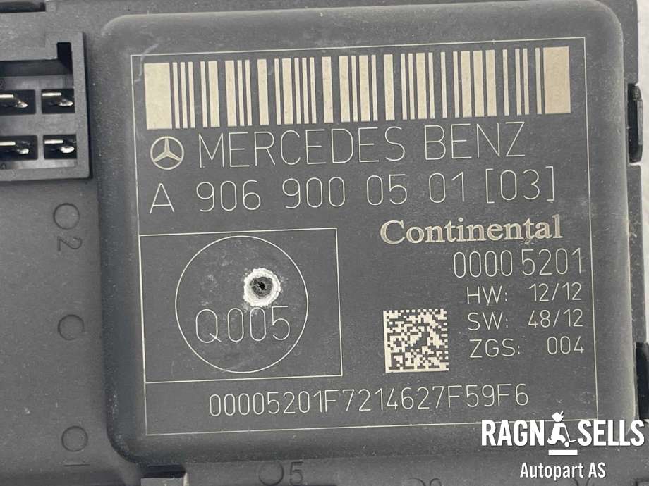 Styreenhet dør venstre foran til Mercedes Sprinter 2013-2018 (Fase 2) (906) (906) (CONTINENTAL|A 906 900 05 01||00005201)