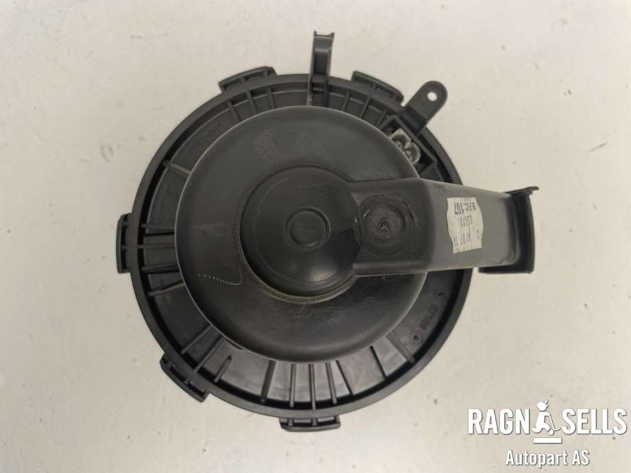 Varmeapparat motor til Mercedes Sprinter 2013-2018 (Fase 2) (906) (906) (BEHR|A 000 835 61 07|)