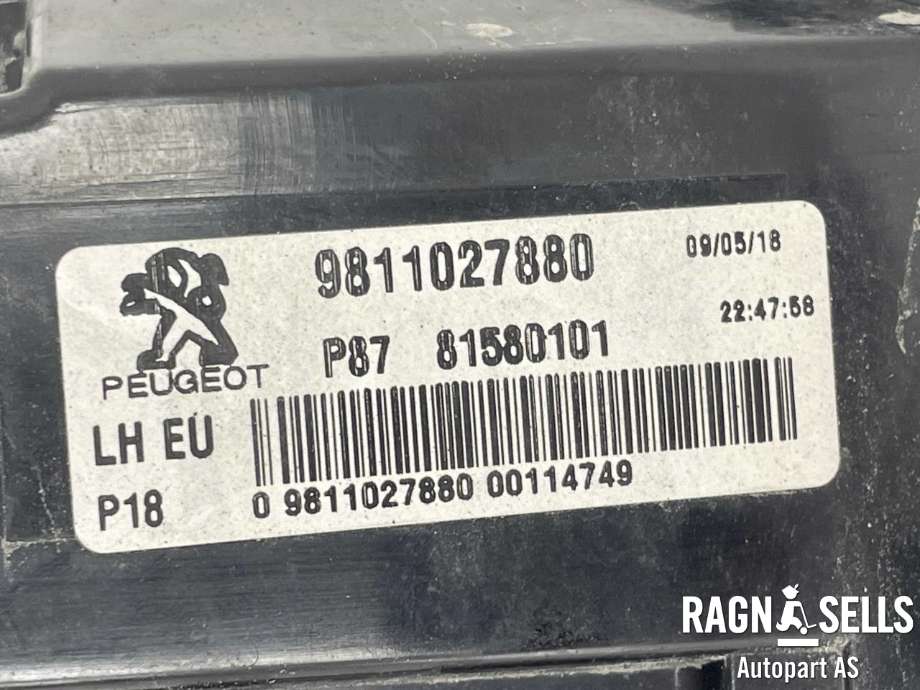 Baklykt venstre indre til Peugeot 5008 2017-->> (Type II)  (98 110 278 80|)