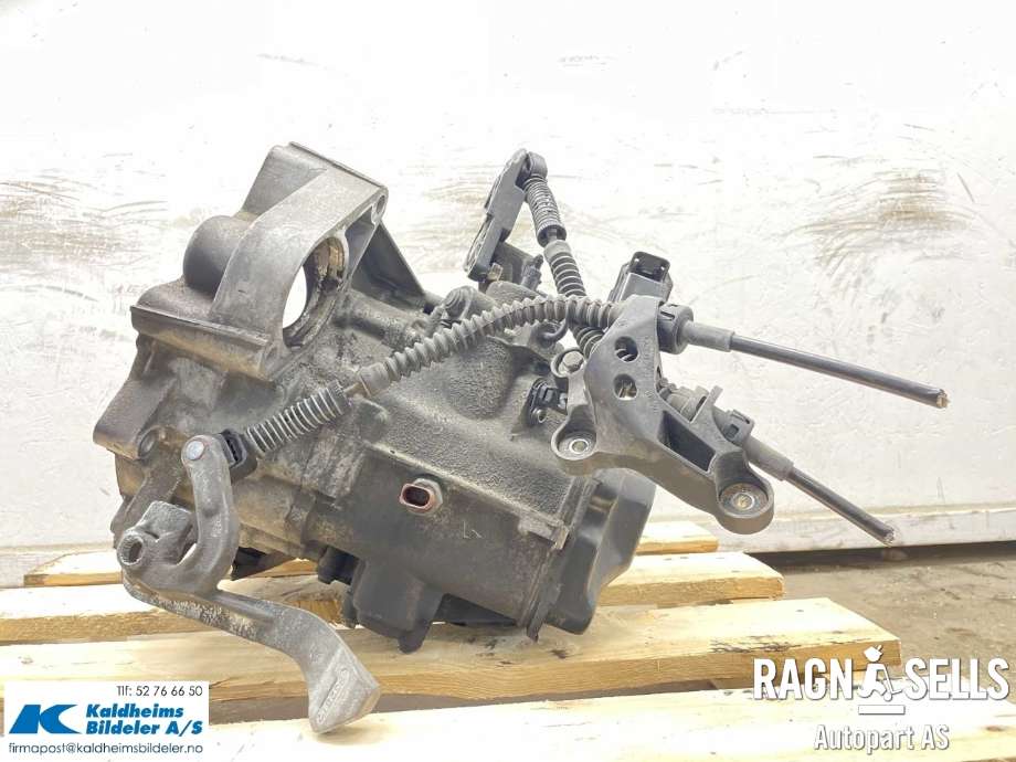 Girkasse manuell til VW Polo 2009-2014 (Type V, Fase 1) (02T 300 020 S|02T 300 020 SX|MGZ)