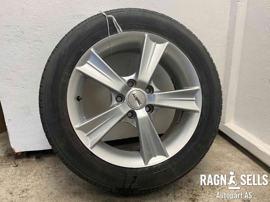 Hjulsett aluminium sommer til Opel Astra H 2004-2009  (NOKIAN|5X110 ET42 65|1|205/55R16|16X7JJ)