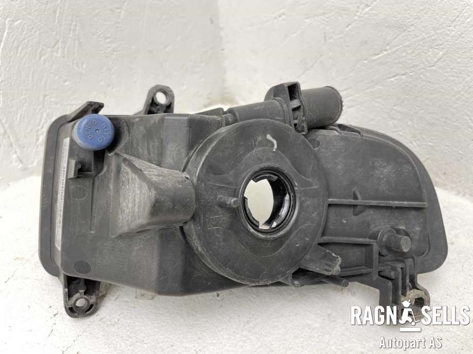 Tåkelykt høyre foran til Audi A4 2007-2014 (Type IV) (B8) (B8) (8K0 941 700 B|1NE01083206|)