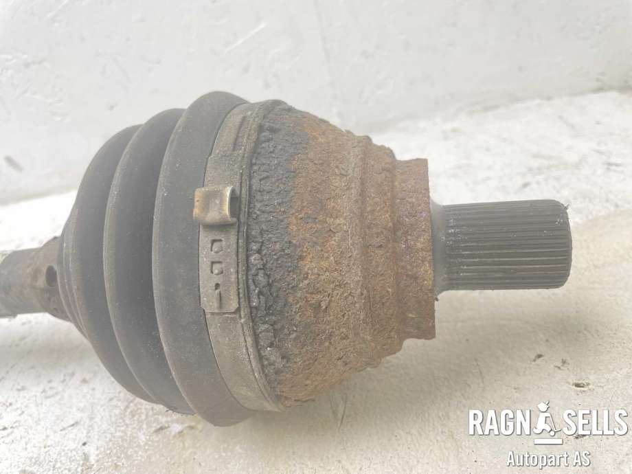 Drivaksel venstre foran, diesel/automat til VW Golf, Plus/Cross 2005-2009 (Fase 1) (1K0 407 271 KB|)