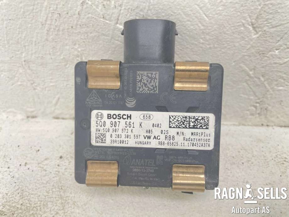 Sensor radar til Škoda Rapid 2012-2019  (BOSCH|5Q0907561K|5Q0907572K|0203301597|5Q0 907 561 K|)