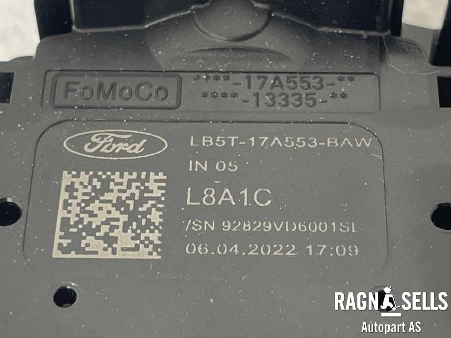 Bryter visker til Ford Explorer 2020-->>  (LB5T-17A553-BAW|LB5T-17A553-BC3JA6|)