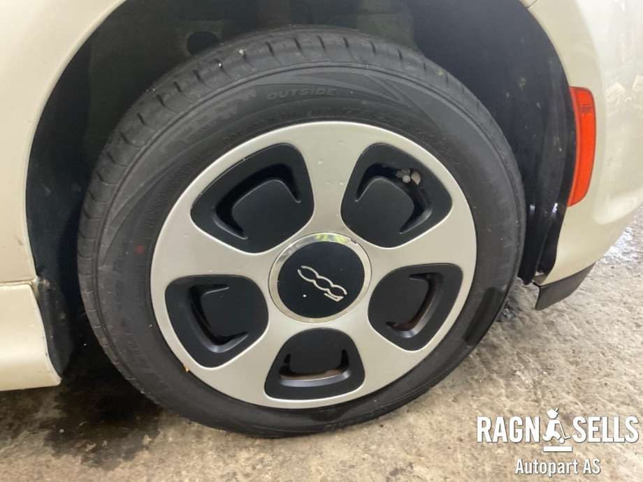 Hjulsett aluminium sommer til Fiat 500L (MPV) 2013-2015 (NEXEN|5X98 ET28 65358.1|185/55R15|)