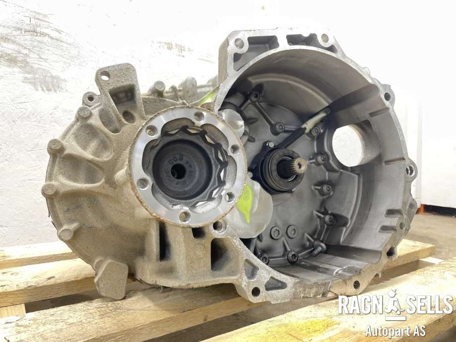 Girkasse manuell 6-trinn til VW Caddy 2020-->> (Type IV)  (0C9 300 043 H|0C9 300 043 HX|UFX)