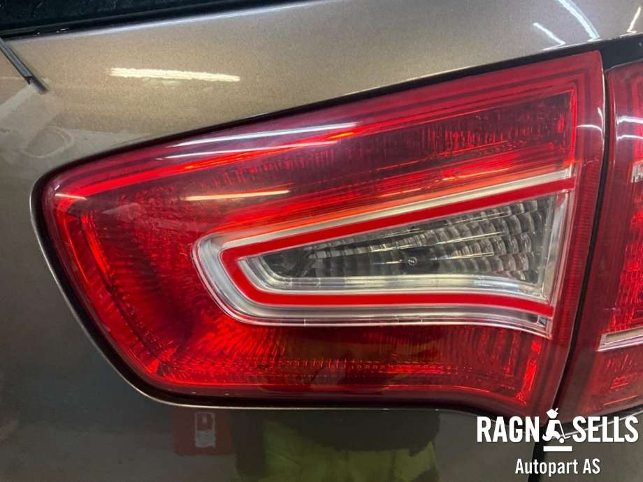 Baklykt høyre indre til Kia Sportage 2010-2016 (Type III) (924063W010|)