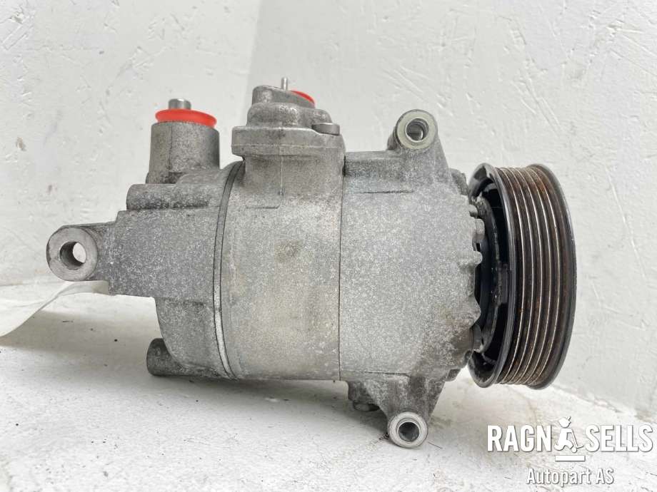 Aircondition kompressor til VW Tiguan 2011-2016 (Type I, Fase 2)  (DELPHI|5N0820803E|011405620004|5K0 820 803|5K0 820 803  X|1K0820808A|1K0820808AX|1K0820859H|1K0820859J|1K0820859N|1K0820859P|1K0820859T|1K0820859TX|5K0820803|5K0820803A|5K0820803C|5K0820803CX|)