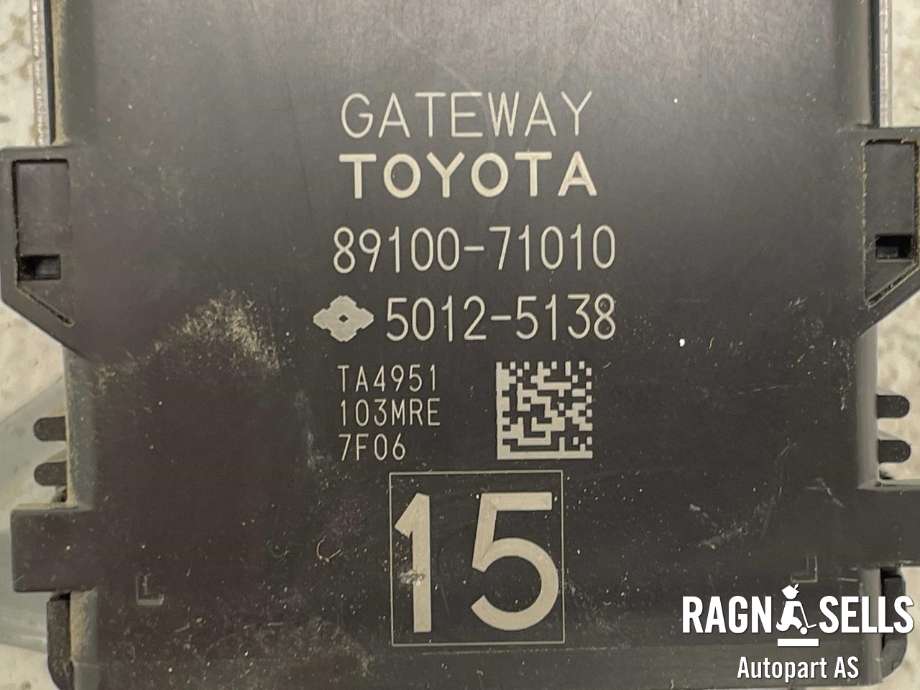 Styreenhet diverse til Toyota Hilux 2016-2020  (8910071010|50125138|)