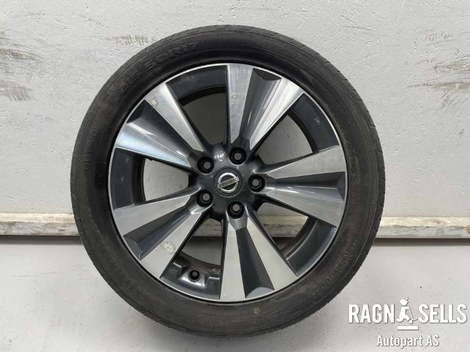 Felgsett aluminium til Nissan Leaf 2011-2017 (Type I)  (5X114.3/ET45/66.1|17X6.5J|)