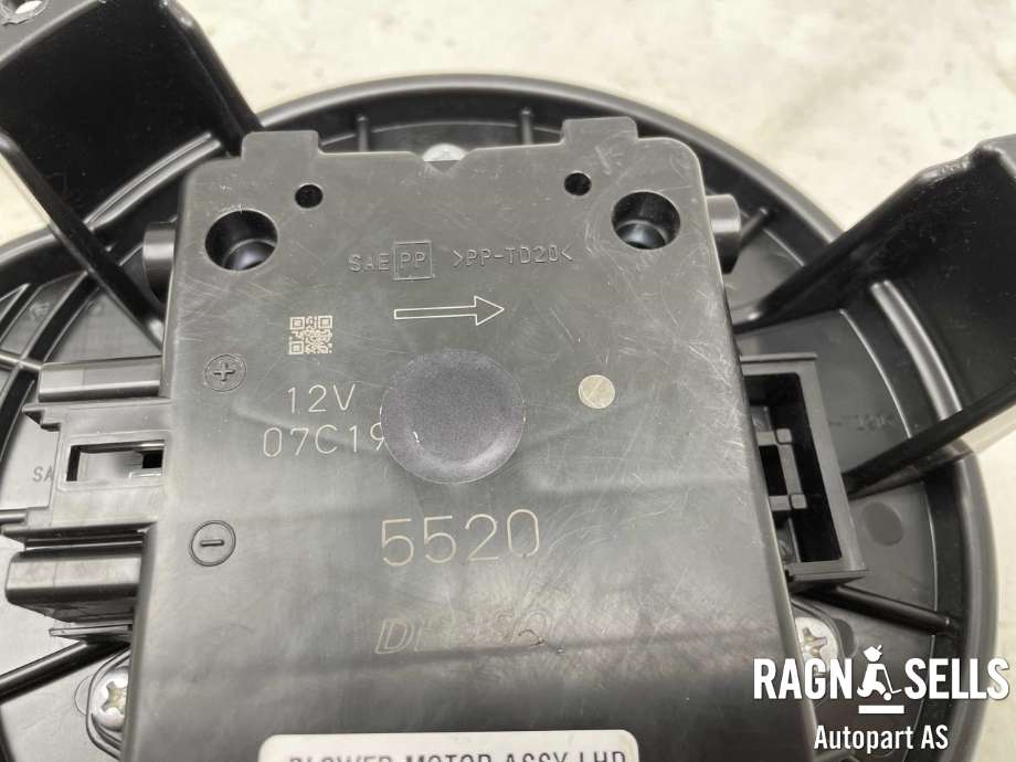 Varmeapparat motor til Jaguar I-PACE 2018-->>  (DENSO|MF1163605570|J9D1132|)