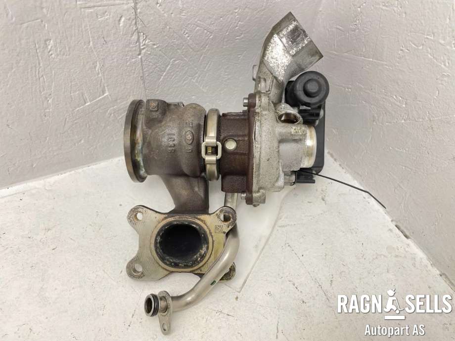 Turbo til VW Passat 2015-2019 (Fase 1) (B8) (B8) (JHJ|04E 145 722 R|10685-53|04E145721N| 04E145722K| 04E145874B)