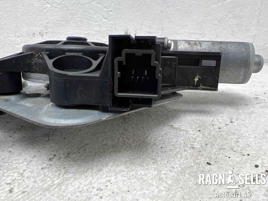Ruteheis venstre foran til Volvo V70 2007-2013 (Type III, Fase 1)  (MITSUBA|30784509|970713|30699645)