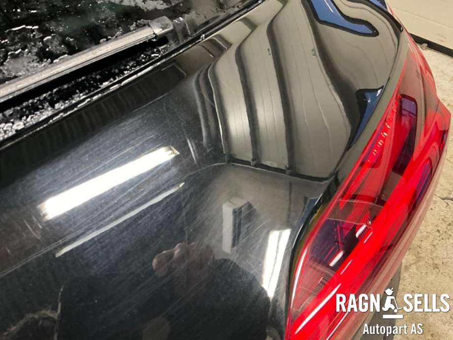 Bakluke stasjonsvogn til Audi e-tron 2018-->>  (4KE 827 025 B|)