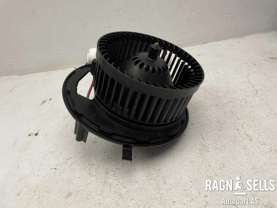 Varmeapparat motor til Audi Q3 2019-->> (Type II)  (VALEO|5Q1 819 021 H|5Q1 819 021 E|0130115576)