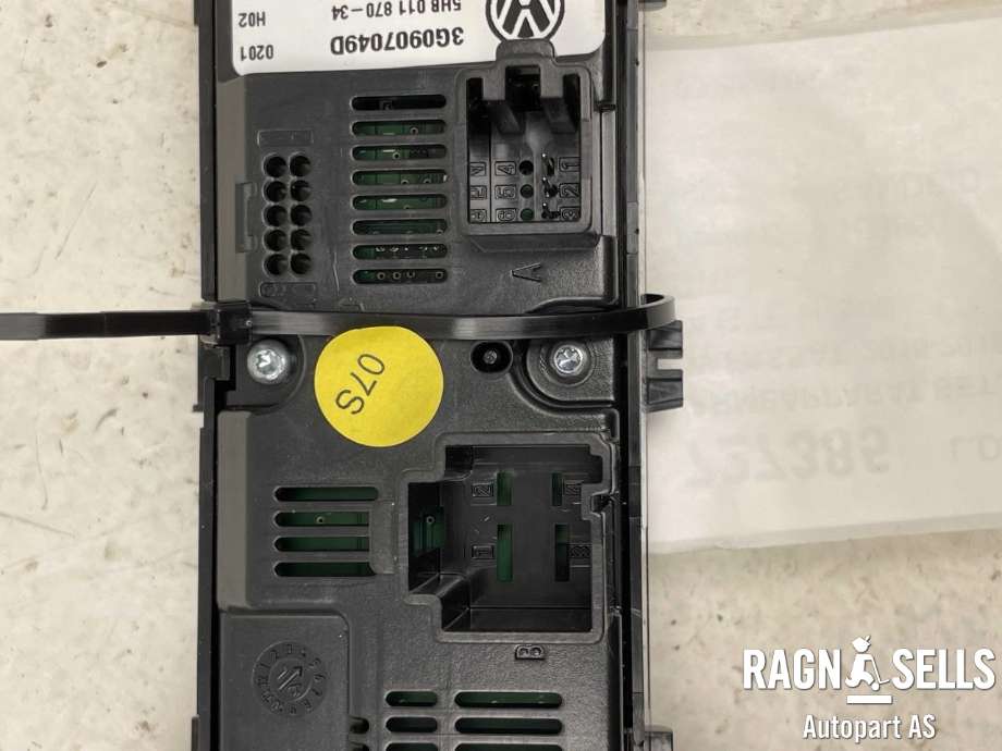 Varmeapparat betjening bak til VW Passat 2015-2019 (Fase 1) (B8) (B8) (3G0 907 049 D|5HB01187034|)