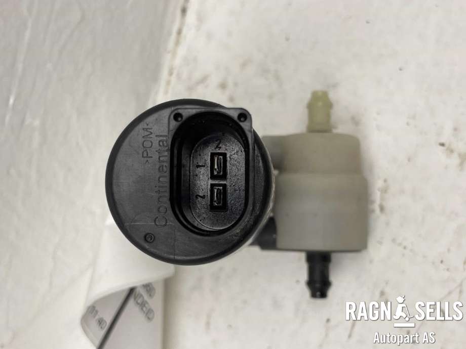 Spylerpumpe foran til VW Passat 2015-2019 (Fase 1) (B8) (B8) (1K6 955 651|3122789|)