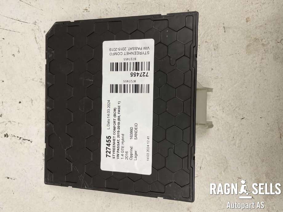 Styreenhet comfort (BCM) til VW Passat 2015-2019 (Fase 1) (B8) (B8) (BOSCH|5Q0 937 086 BH|F005V01814|)