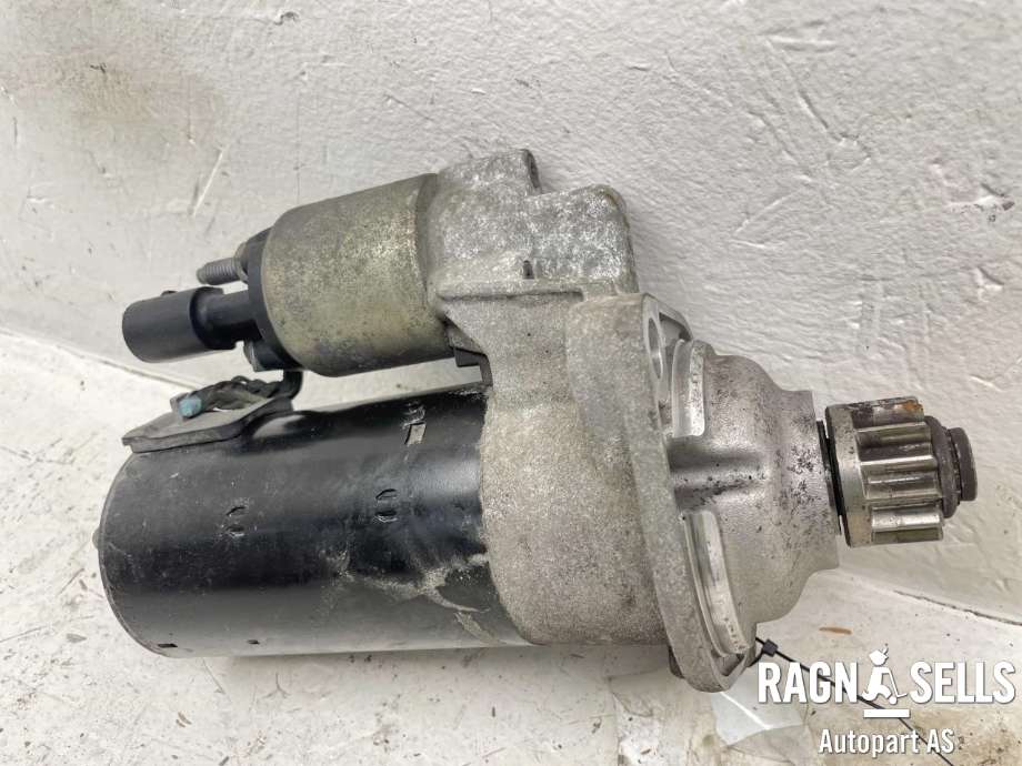 Starter diesel til VW Caddy 2015-2020 (Type III, Fase 3) (BOSCH|02Z911024H|0001153007|02Z 911 024 HX|02Z911021C|02Z911021CX|02Z911021K|02Z911021KX|02Z911023S|02Z911023SX|02Z911023T|02Z911024A|02Z911024AX|02Z911024B|02Z911024BX|)