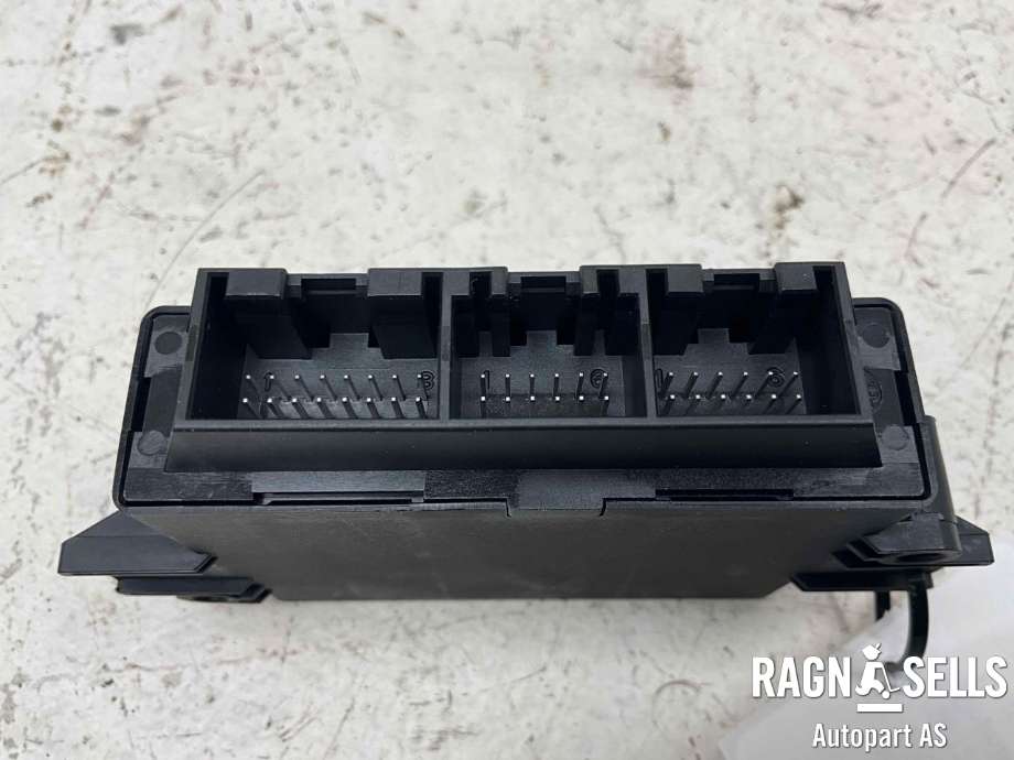 Styreenhet parkering til VW Tiguan 2011-2016 (Type I, Fase 2) (VALEO|3AA 919 475 S|3AA 919 475 L|304430|3AA 919 475 E)