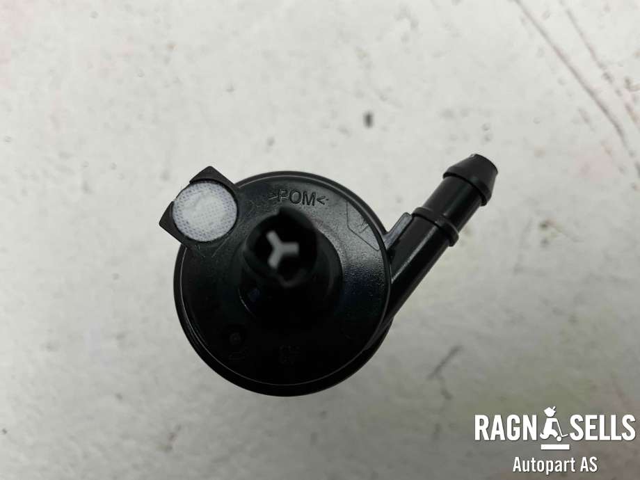 Spylerpumpe til Tesla Model Y 2021-2024 (Type I) (324321|1WP0101|)