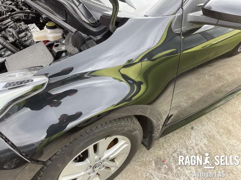 Skjerm venstre foran til Mazda 2 2020-->> (Type III, Fase 2) (NO|)