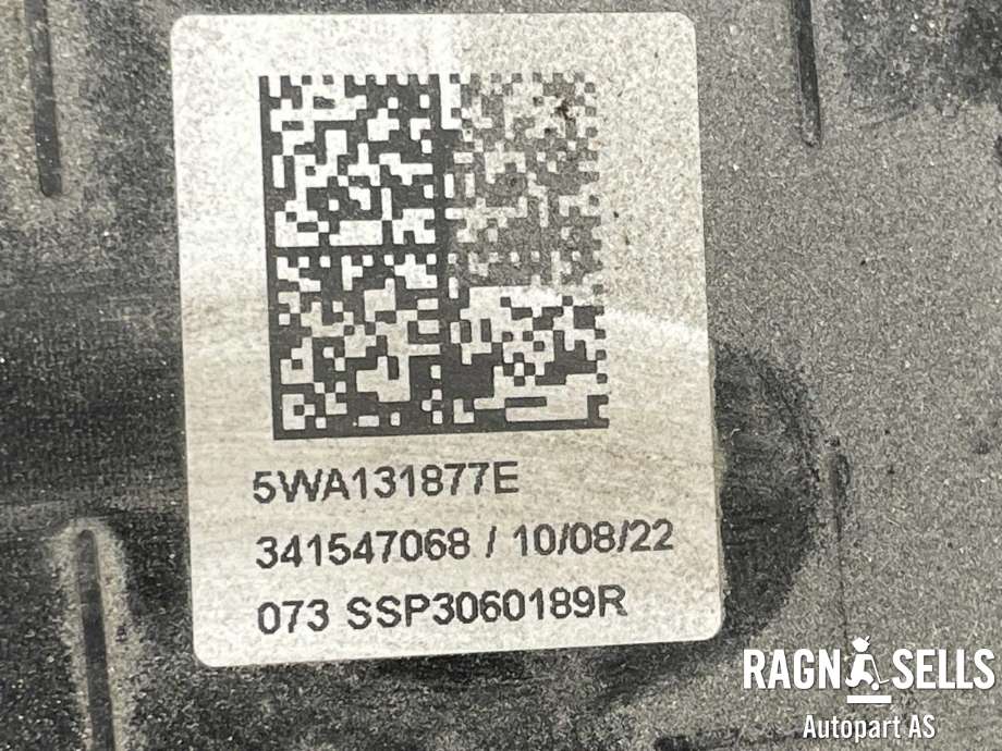 AdBlue tank til Škoda Octavia 2020-->> (Type IV)  (5WA 131 877 E|5WA 131 877 AA|)