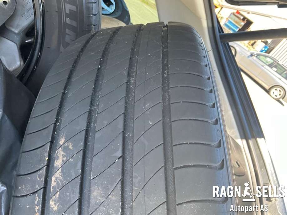 Hjulsett aluminium sommer til Hyundai Ioniq 5 2021-->>  (MICHELIN|5X114.3/ET49.5/67.1|235/55R19|52910-G1110)