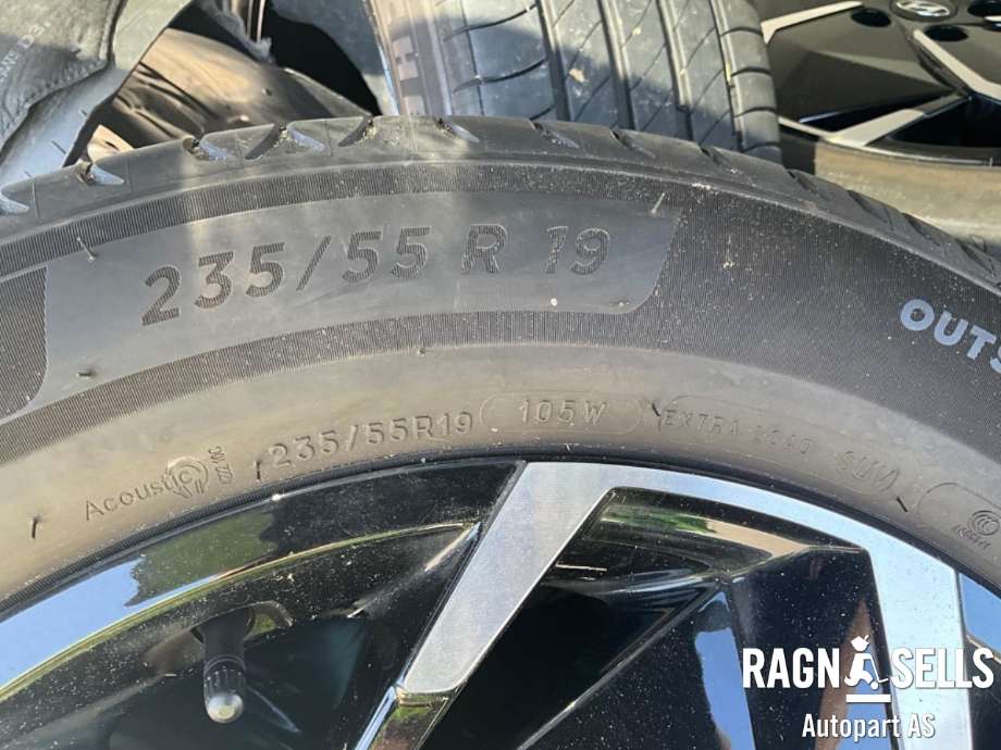 Hjulsett aluminium sommer til Hyundai Ioniq 5 2021-->>  (MICHELIN|5X114.3/ET49.5/67.1|235/55R19|52910-G1110)